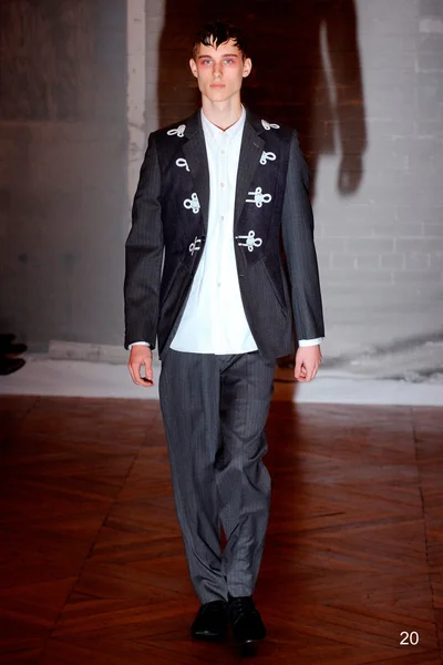Look 20